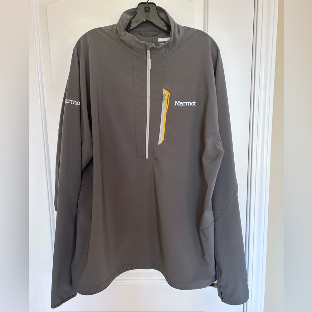 MARMOT 1/2 Zip Windbreaker in Cement Gray w/burnt yellow trim XL